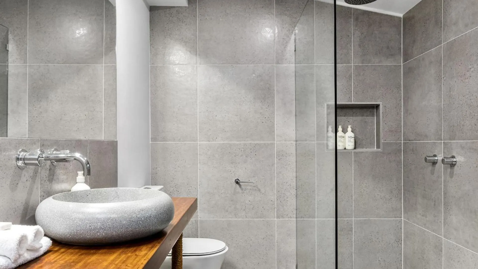 Cape Byron Suite 6 Byron Bay Guest house
